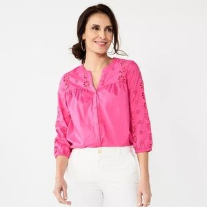 Croft & Barrow NWTS L Eyelet Button-down Shirt